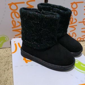 New, jumping bean boots, size 8T.  $29